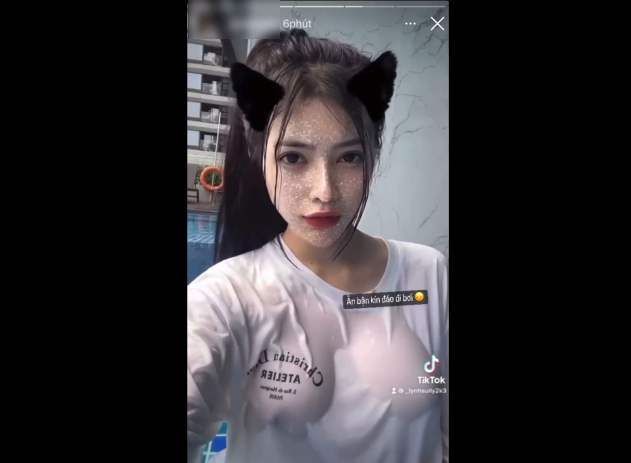 Hot girl tiktoker Thu Uyên vn khoe ngực ngon